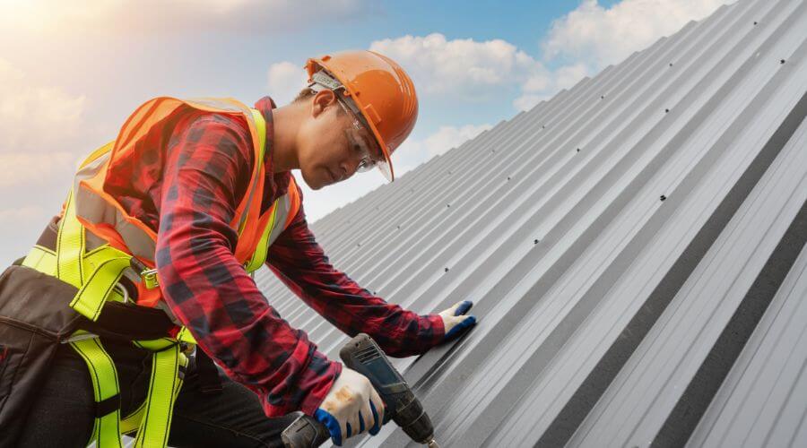 Professional gutter cleaning in Citra, FL